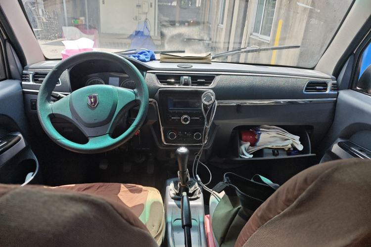 Used Jinbei Hiace X30 2019 1.5L Van Comfort Model China VI SWC15M Center Console