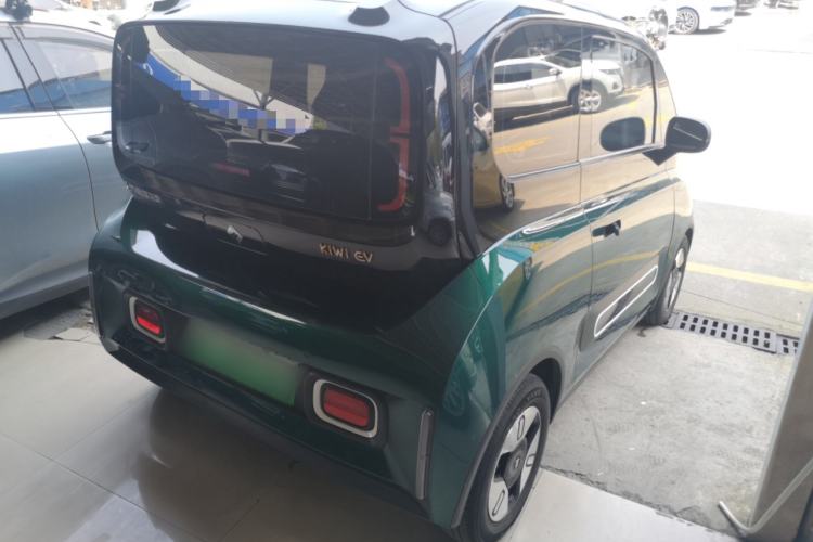 Used Baojun KiWi EV 2021 Artist Model Ternary Lithium Rear Right 45 Deg