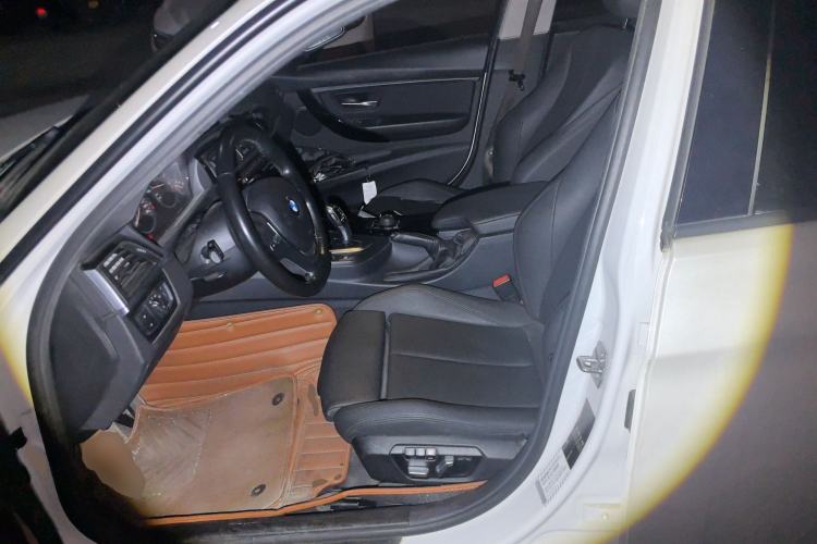 Used BMW 3 Series 2018 318i
