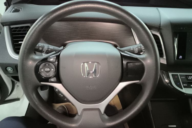 Used Honda Jade 2014 1.8L Automatic Comfort Elite Version 5 Seats Steering Wheel