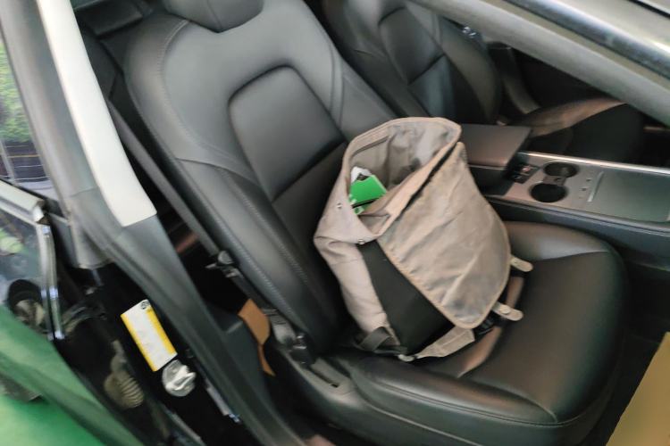 Used Tesla Model 3 2022 Rear-Wheel-Drive Version Right Front Seat