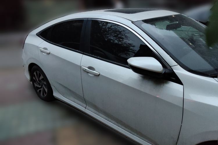 Used Honda Civic 2016 220TURBO CVT Luxury Edition
