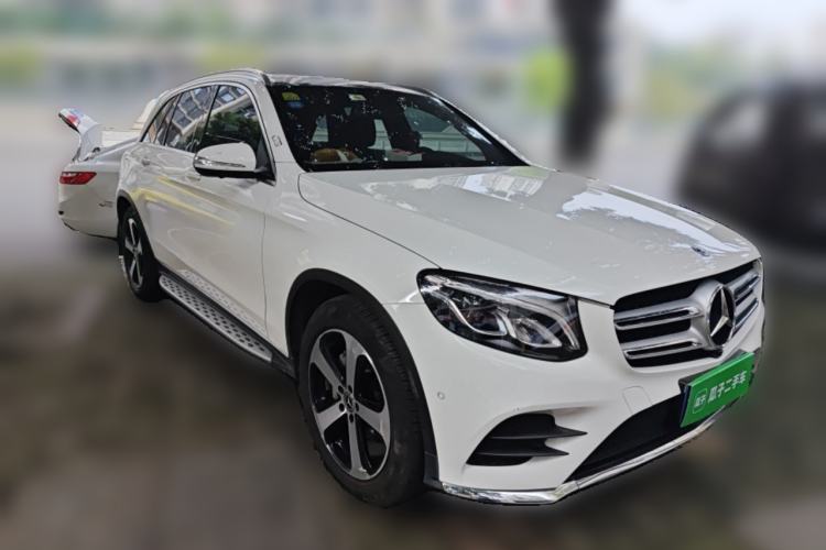 Used Mercedes-Benz GLC 2019 Facelift GLC 260 L 4MATIC Luxury Model
