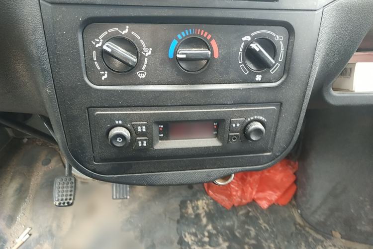 Used Wuling Zhiguang 2020 1.2L Practical Model China VI LSI
