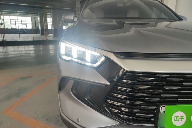 Used BYD Song Pro New Energy 2024 HONOR Edition DM-i 71KM Navigation Model
