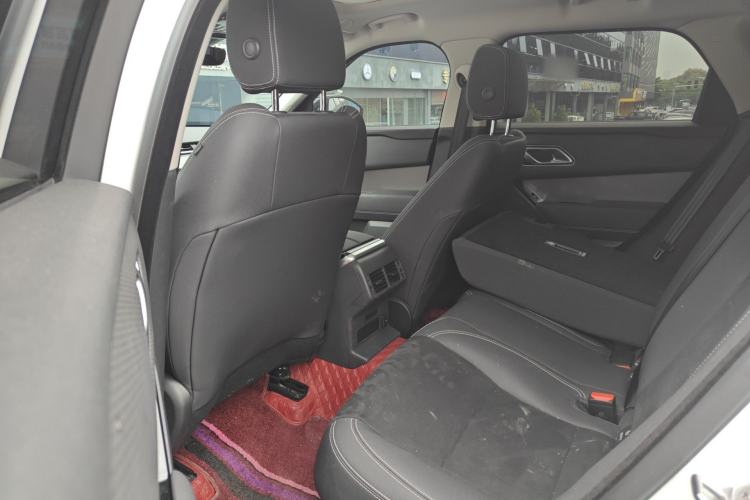 Used Land Rover Range Velar 2022 250 PS Left Rear Seat