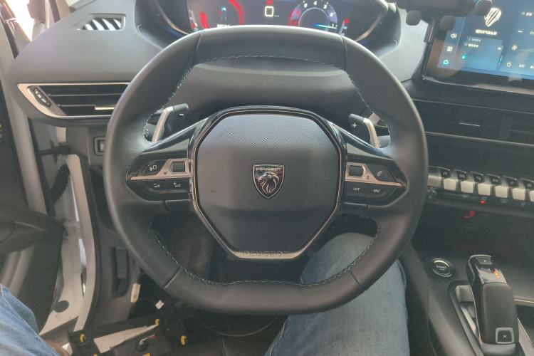 Used Peugeot 5008 2023 400THP True Love Edition 5-seater
