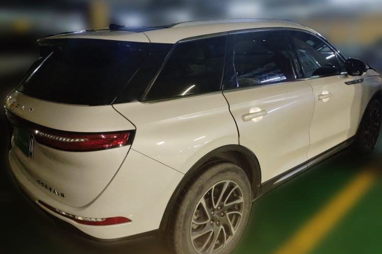 Used Lincoln Corsair 2021 2.0T Two-Wheel-Drive Luxury Edition Rear Right 45 Deg