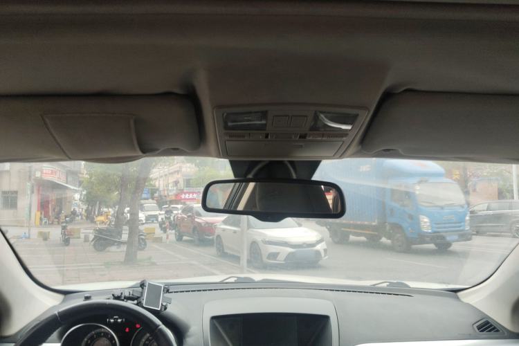 Used Bestune X80 2013 2.0L manual luxury version Headliner
