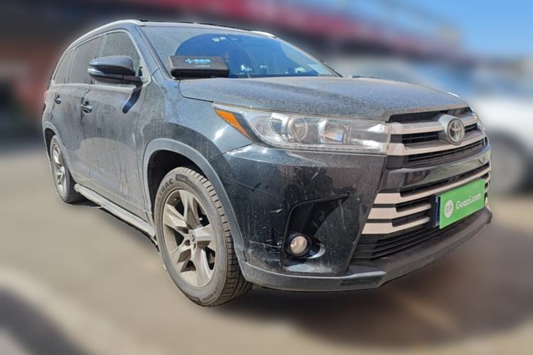 Used Toyota Highlander 2018 2.0T Four-Wheel Drive Luxury Version 7 Seats China VI Standard Front Right 45 Deg
