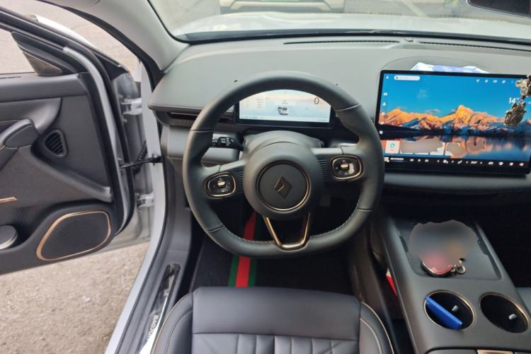 Used Baojun Enjoy 2025 Plug-in Hybrid 140km Luxury Edition