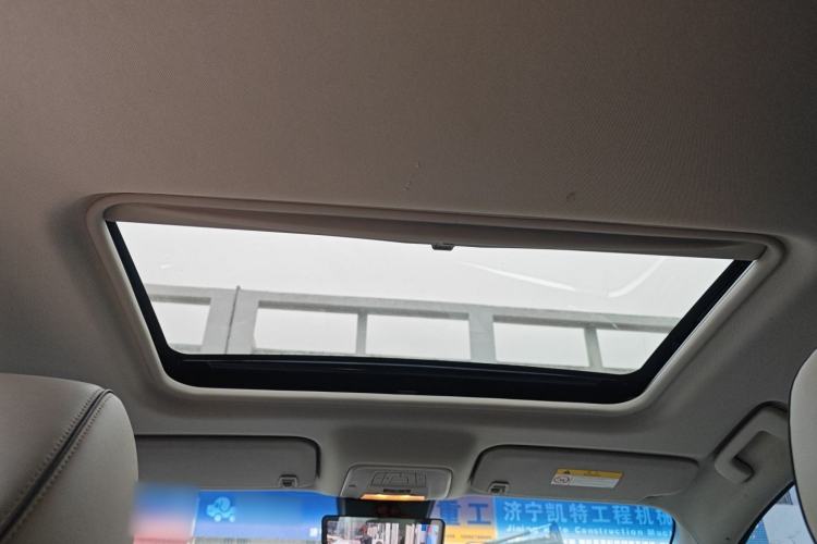 Used Buick GL8 2021 Land Cruiser Executive 652T Premium Model