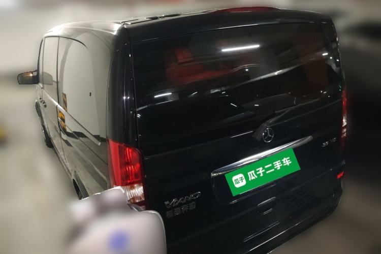 Used Mercedes-Benz Viano  Rear Left 45 Deg