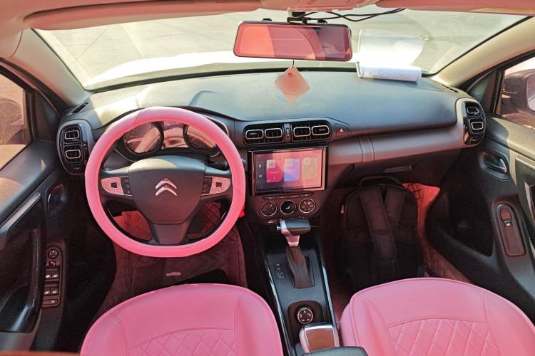 Used Citroen C3-XR 2019 230THP DCT ORIGINS Centennial Deluxe Edition Interior 2