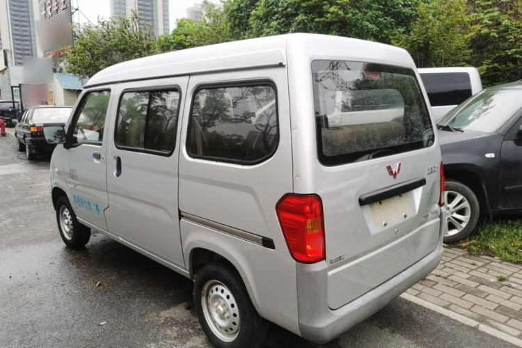 Used Wuling Zhiguang 2015 1.2L Practical LS-I Model Rear Left 45 Deg
