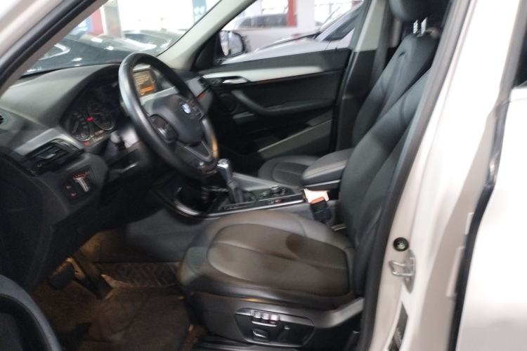 Used BMW X1 2016 sDrive18Li Fashion Model Left Front Seat