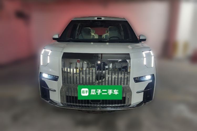 Used Zeekr 009 2024 Six-Seat Executive Version 4WD 108 kWh Front