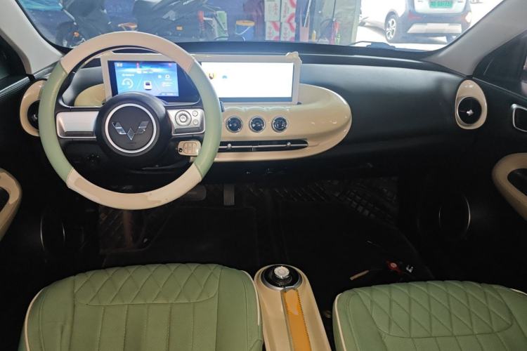 Used Wuling Hongguang MINIEV 2025 Four-Door Version Advanced Edition
