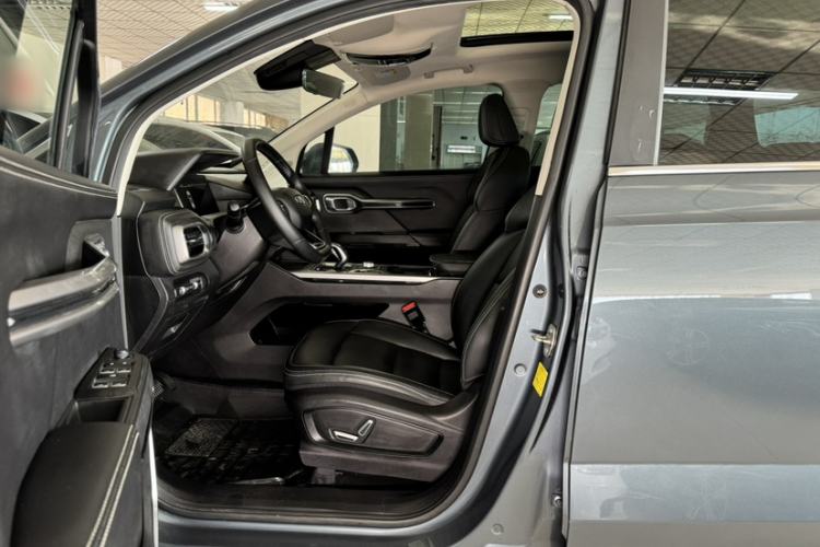 Used Geely Auto Haoyue 2020 1.8TD DCT Flagship 7-Seater
