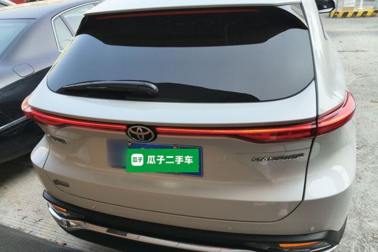 Used Toyota Harrier 2023 2.0L CVT Two-Wheel Drive Deluxe Edition
