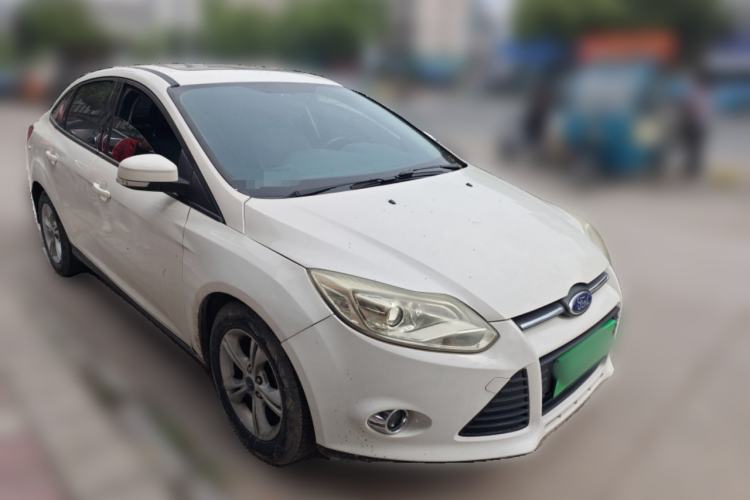 Used Ford Focus 2012 Sedan 1.6L Automatic Fashion Edition
