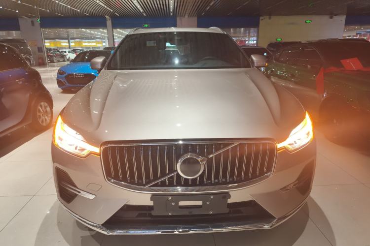 Used Volvo XC60 2025 B5 Four-Wheel Drive Smart & Advanced Luxury Edition