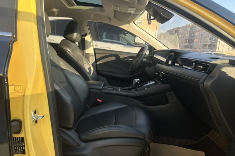 Used Roewe i5 2023 1.5L CVT Flagship Edition
