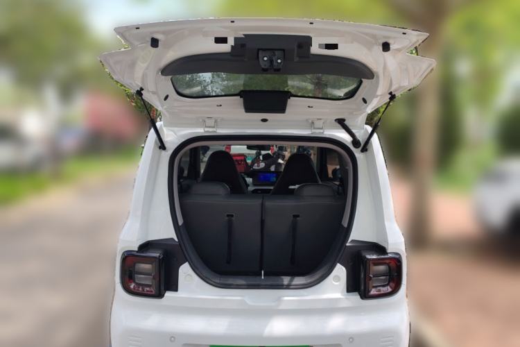 Used Geely Galaxy Panda 2024 Panda Mini 200km Endurance Bear Trunk