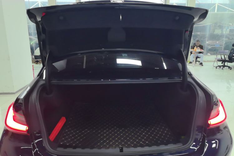 Used BMW 3 Series 2023 325i M Sport Night Edition Package Trunk