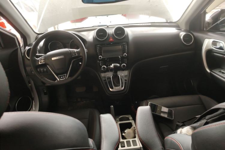 Used Haval H6 2016 Upgraded Model 1.5T Automatic Two-Wheel Drive Elite Version
