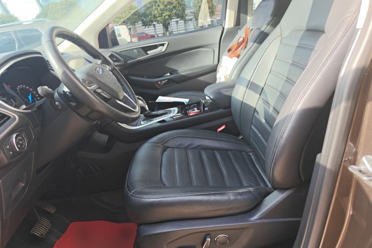 Used Ford Edge 2018 EcoBoost 245 Two-Wheel-Drive Platinum Edition 5 Seats