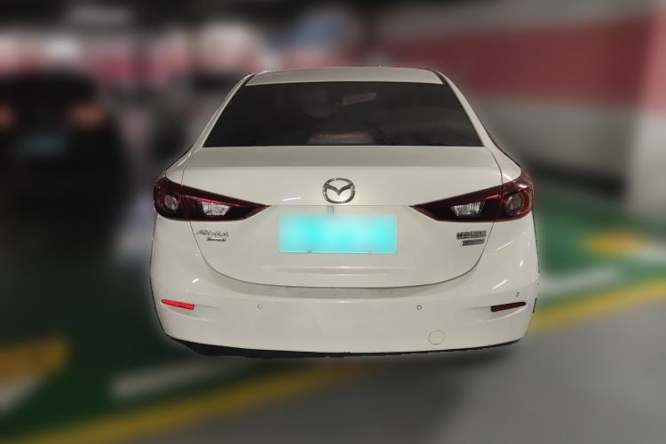 Used Mazda 3 Axela 2017 Sedan 1.5L Automatic Comfort Model Emission Standard China V
