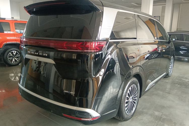 Used Denza D9 2024 DM-i 980 Four-Wheel Drive Prestige Model