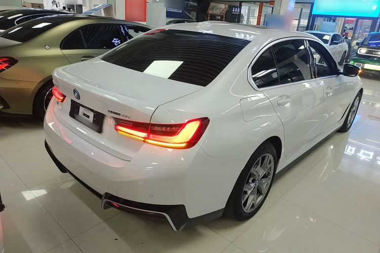 Used BMW i3 2022 eDrive 35 L
