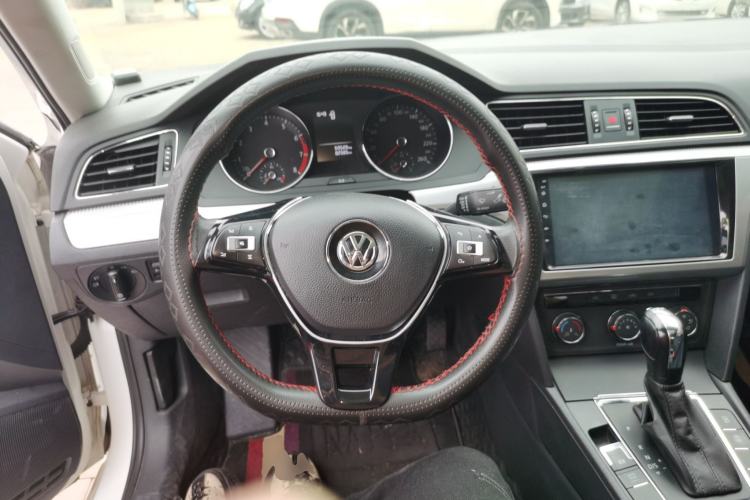 Used Volkswagen Lamando 2017 230TSI DSG Fashion Edition