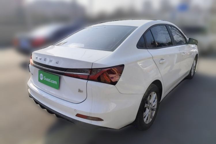 Used Roewe i5 2023 1.5L Manual Comfort Edition
