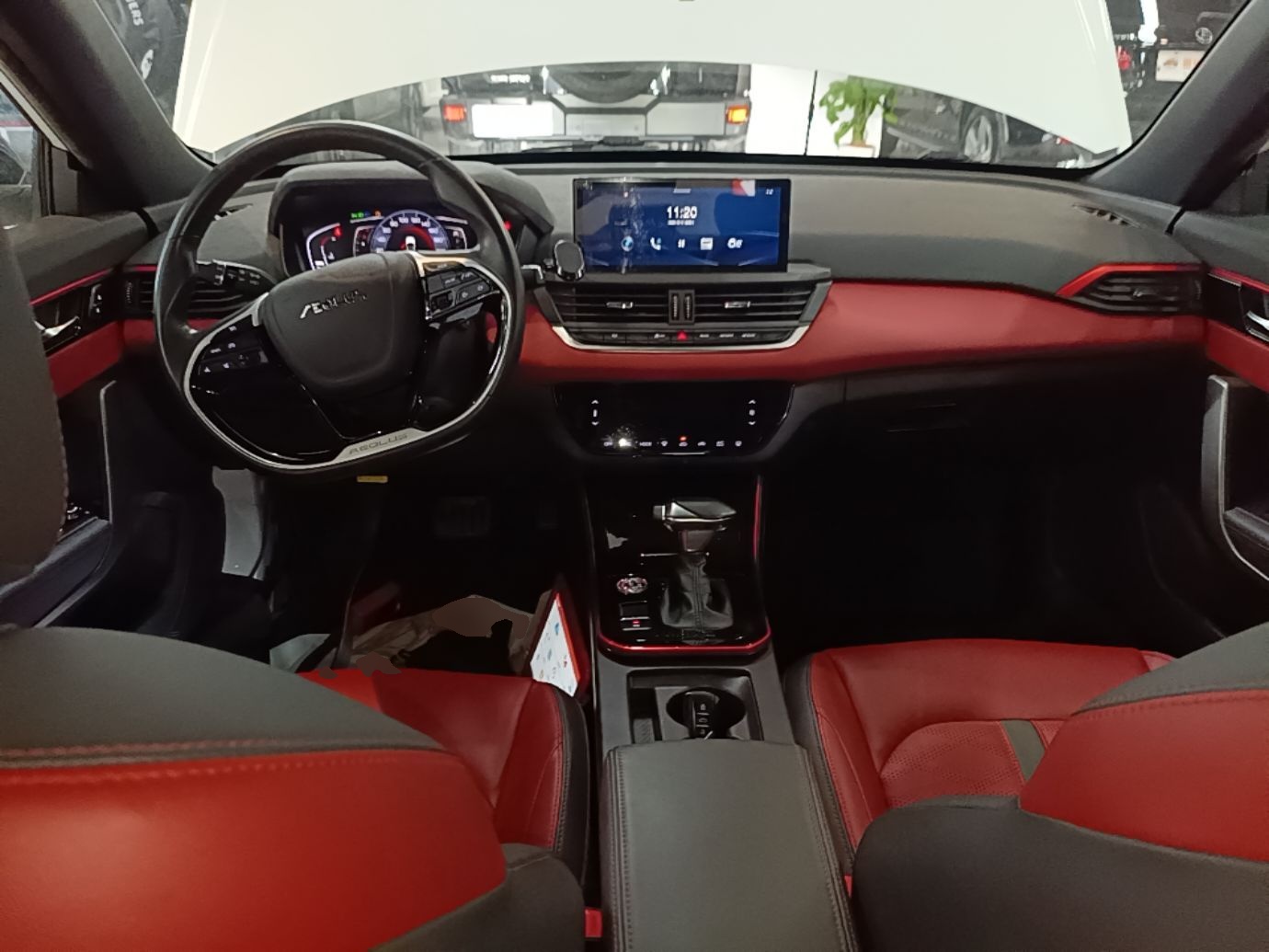 Dongfeng Aeolus Yixuan 2022 230T Automatic Adaptive-Beam Knight Edition — снимка 12