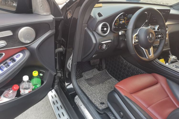 Used Mercedes-Benz GLC Coupe 2021 GLC 300 4MATIC Coupe SUV Driver Seat