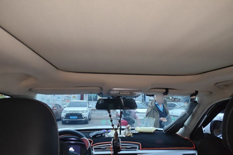 Used Geely Auto Emgrand X7 Sport 2020 1.8TD DCT Two-Wheel Drive Smart Connect 4G-Enabled Version
