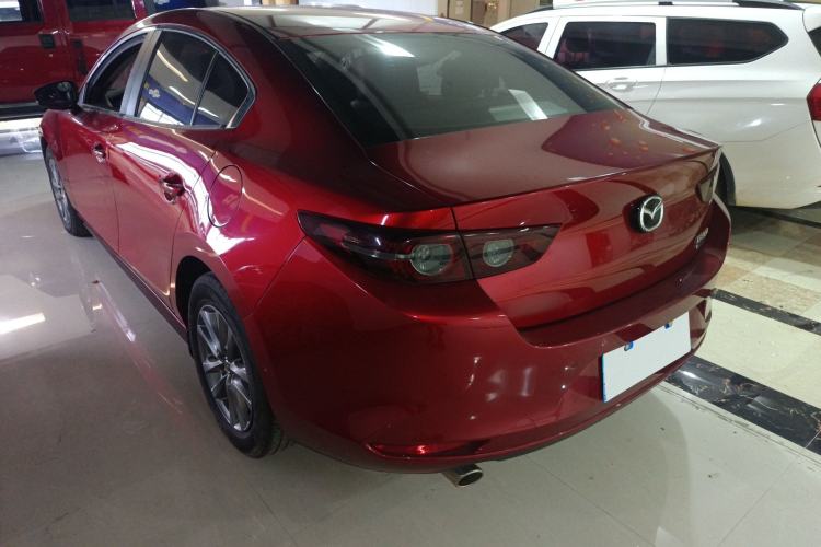 Used Mazda 3 Axela 2020 1.5L Automatic Luxury Version
