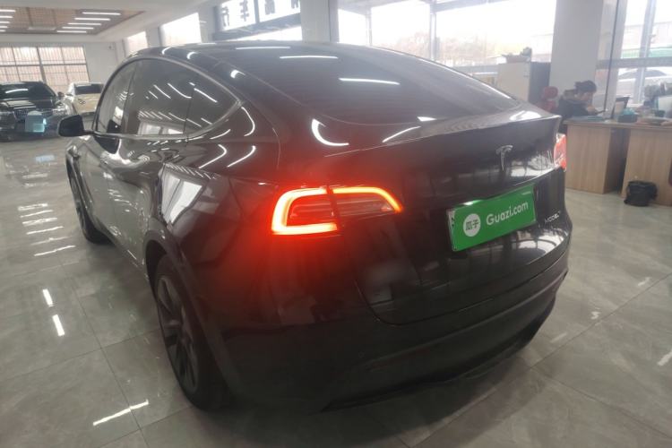 Used Tesla Model Y 2023 Rear-Wheel-Drive Version