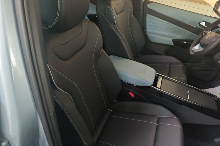 Used Volkswagen ID.4 X 2025 Revised Version Smart Edition Purely Intelligent Enjoyment Version Right Front Seat