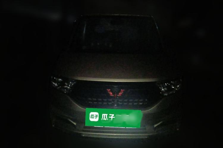 Used Wuling Hongguang V 2019 1.5L Jingqu Version China VI LAR