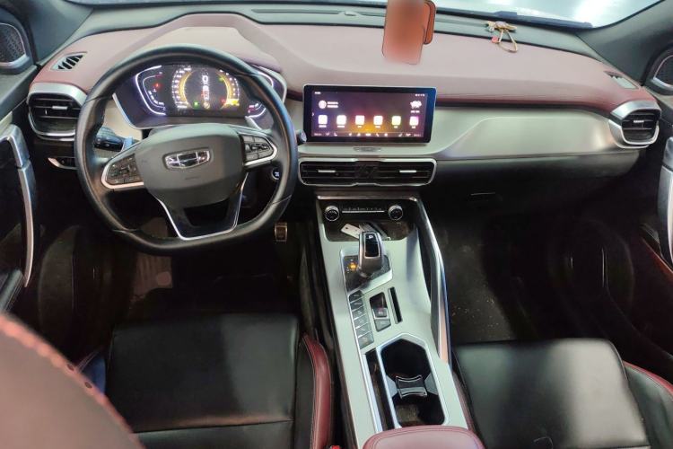 Used Geely Auto Coolray 2020 PRO 260T DCT Battle Center Console