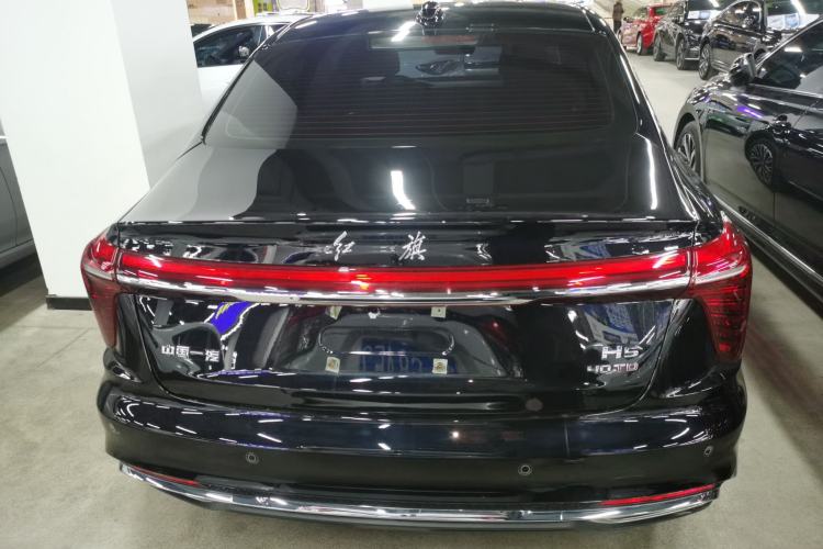 Used Hongqi H5 2024 2.0T Automatic Smart Connect Flagship Edition Rear