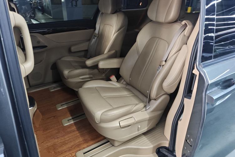 Used Buick GL8 2017 ES 28T Premium Version China V Standard