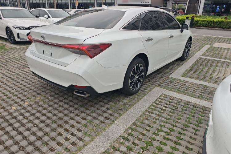 Used Toyota Avalon 2022 2.0L Luxury Edition Exterior 4