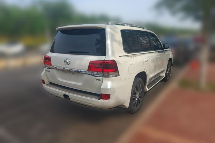 Used Toyota Land Cruiser 
