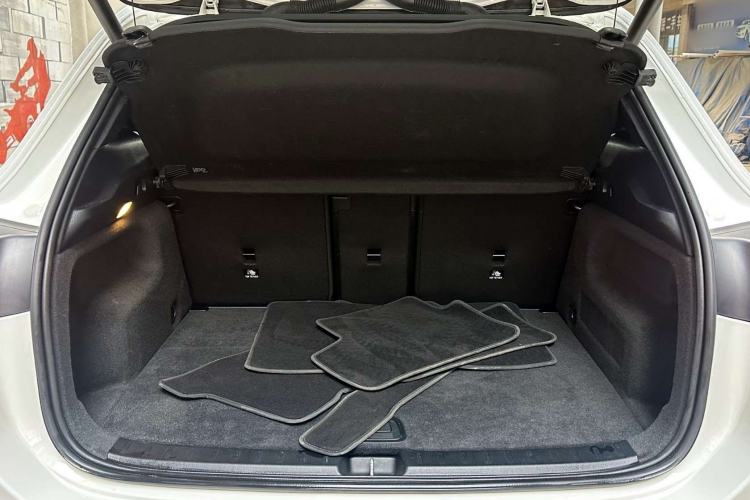 Used Mercedes-Benz GLA 2024 GLA 220 Interior 7