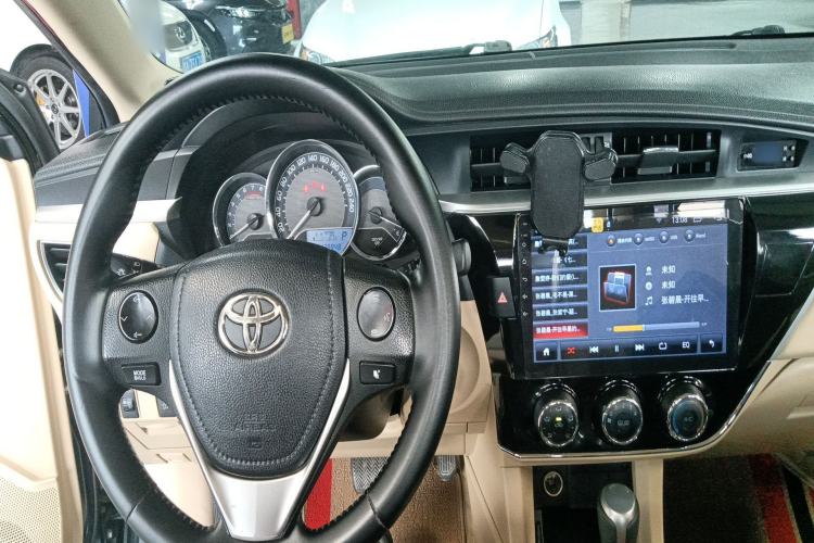 Used Toyota Corolla 2017 1.2T CVT GL
